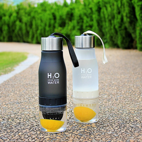 Unisex - Exclusive LVED Fruit-Infusing Portable Water Bottle